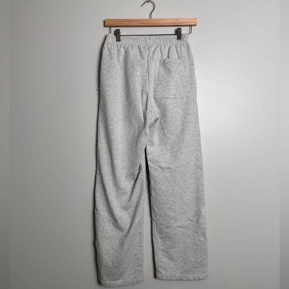 SPORTY & RICH
Grey Emblem Straight Leg Sweatpants - Picture 7 of 13